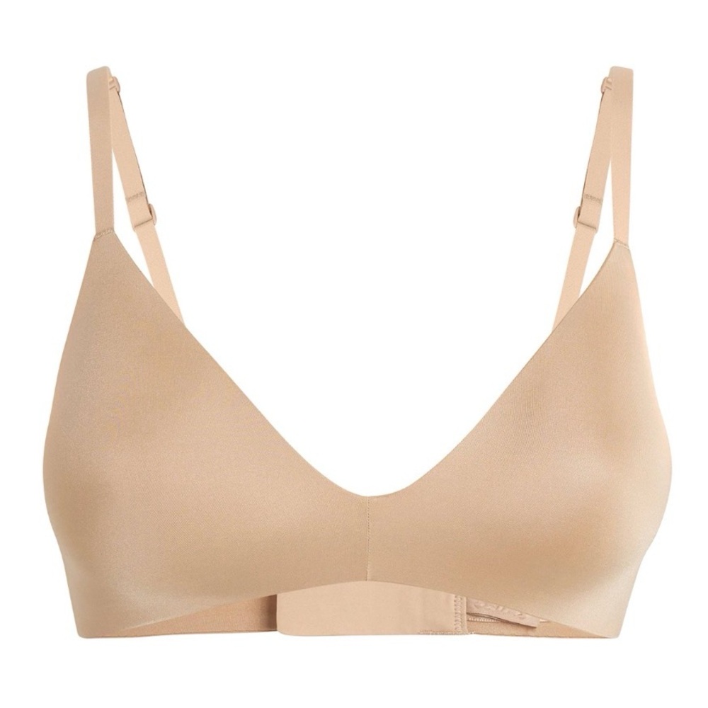 SKIMS wireless form t shirt bra 🎀
